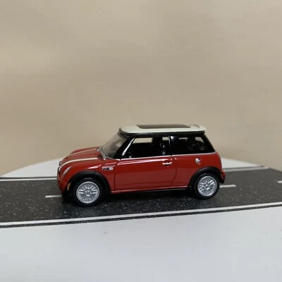 Johnny Lightning Hollywood on Wheels The Italian Job Mini Cooper S Red/White NM - Image 1 of 4
