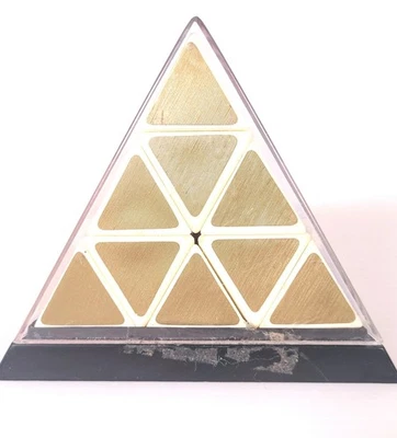 New Vintage PYRAMID Puzzle Cube Game 1980s Gold Version Rubik's Acrylic Box Case - Image 1 of 4