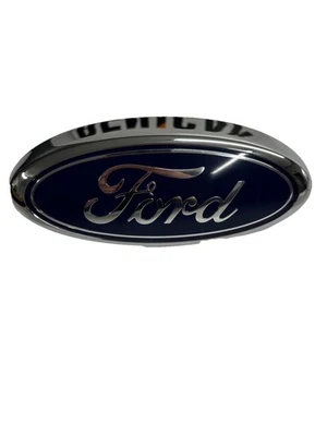 Emblema insignia nombre parrilla delantera Ford Focus/C-Max/Mondeo/Kuga 1360719 genuino - Imagen 1 de 4