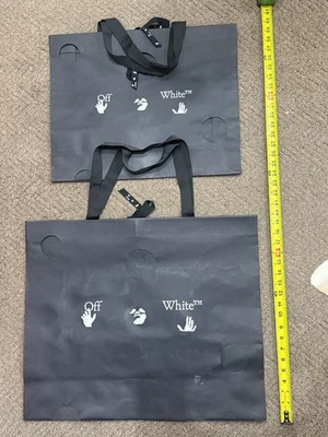 KATSU Off White Virgil Abloh 2021 2x bolsas de compras negras grandes y medianas. Foto 1 de 4