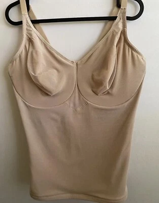 Miraclesuit Cami Con Aros Ajustable Adelgazante Top Prendas Moldeadoras Nude 42D Foto 1 de 4