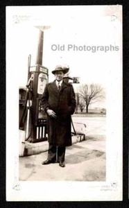 SINCLAIR GASOLINERA HOMBRE ABRIGO FOTO ANTIGUA/DE COLECCIÓN INSTANTÁNEA - D255 - Imagen 1 de 1