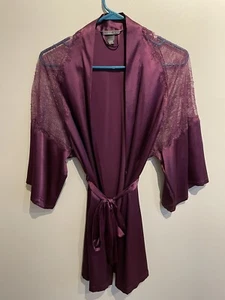 New XS / S Victoria Secret Satin Kimono Robe Dark Red With Lace Shoulders - Picture 1 of 2