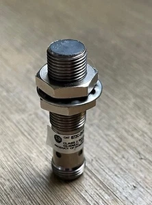 ALLEN BRADLEY 872C-DH3NP12-D4 SER D INDUCTIVE PROXIMITY SENSOR 10-30VDC 200mA - Picture 1 of 7
