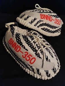 Sneaker Slippers plush "White/Blk/Red" Yeezy's Inspired - Picture 1 of 2