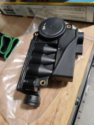 For Audi RS4 2007-2008 URO Parts Engine Crankcase Vent Valve PCV - Image 1 of 2