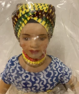 Avon International Collection Porzellanpuppe - Adama aus Nigeria neu versiegelt - Bild 1 von 7