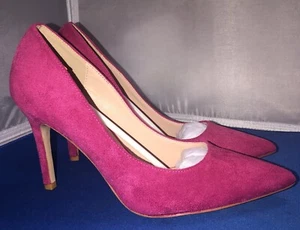 Hot Pink  Suede Ladies Pointed Toe Heels Size 7 NEW! - Picture 1 of 10