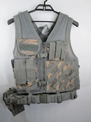 Tactical Law Enforcement Military Vest Digital Camo Mens - Image 1 of 4