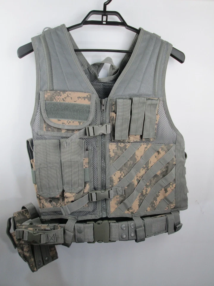 Tactical Law Enforcement Military Vest Digital Camo Mens - Image 1 of 4