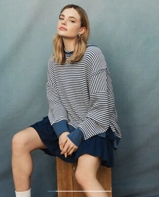 American Eagle Women’s Oversized Big Hug Waffle Crew Neck Sweatshirt Size XS - Image 1 of 4