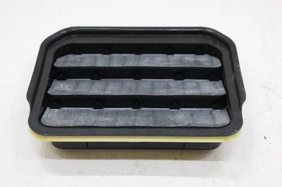 2020 - 2025 LINCOLN CORSAIR REAR LEFT SIDE QUARTER AIR PRESSURE VENT GRILLE OEM - Image 1 of 4