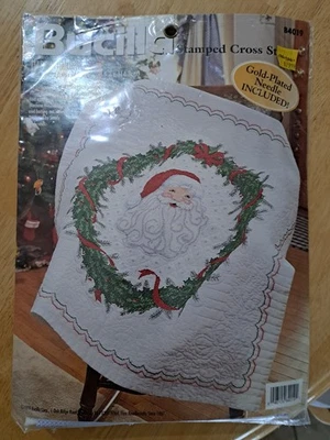 Kit de edredón Bucilla Happy Holidays estampado punto de cruz Navidad Santa 84019 Foto 1 de 2