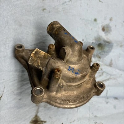 1994 - 1996 YAMAHA VMAX 500 600 Motor Water Pump Good - Image 1 of 4