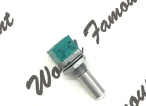1pcs - ALPS RK09 20KA (20K) Volume Dual Potentiometer Panel Mount - RK09712200MT - Picture 1 of 8