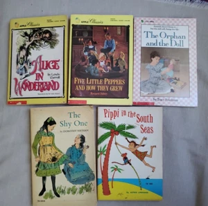 Lot (5) Chapter Bk: Alice in Wonderland, Pippi, 5 Little Peppers, Shy One, etc - Imagen 1 de 16