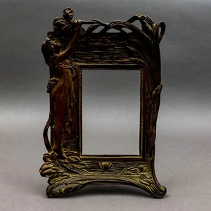 Antiguo marco de caballete de fotos de bronce fundido Art Nouveau Maiden de 4" x 6" - Imagen 1 de 8