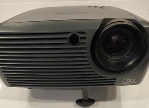 IBM iLV300 DL Projector - Picture 1 of 6