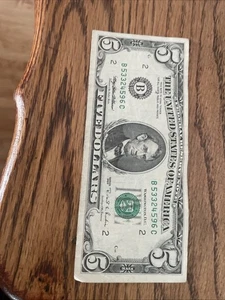 (RARE) 5 DOLLAR BILL FROM 1981 (DISCONTINUED) - Picture 1 of 21