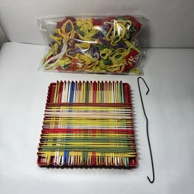 Telar de tejer Avalon vintage con herramienta de tejer y lazos de nailon de los años 80 Foto 1 de 4