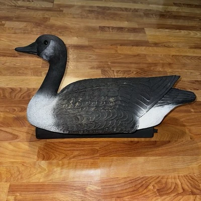 Flambeau Large Detailed 23" Canadian Goose Hunting Floating Water Decoy  ~U.S.A. - Image 1 of 4