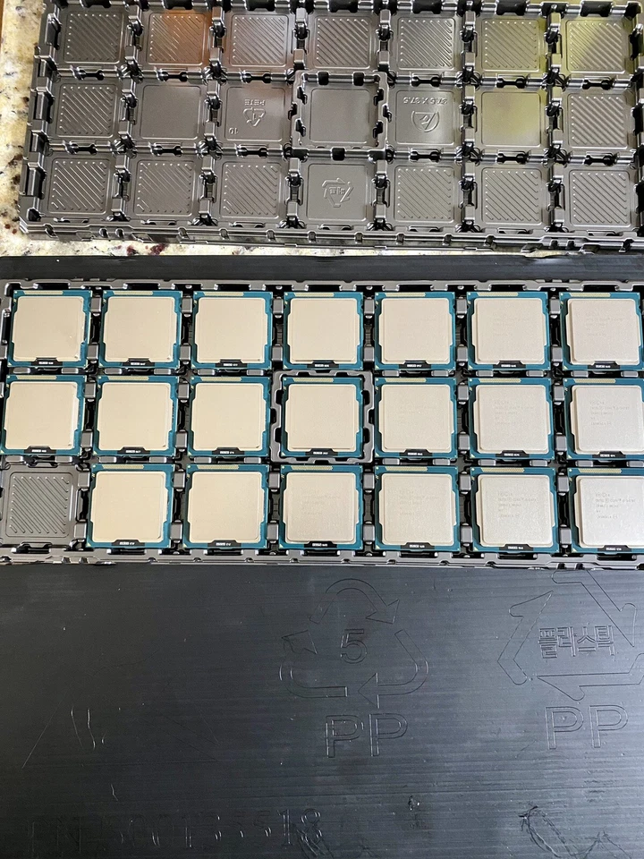 Brand New Intel Core i5 3470T Low-Power 2.9GHz Dual-Core Processor 18 Available - Image 1 of 3