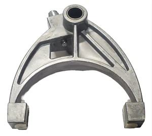 Borg Warner BW1356 Transfer Case Range Reduction Shift Fork 4400-596-001 - Picture 1 of 4