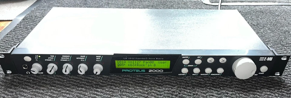E-MU EMU PROTEUS 2000 128 Voice Rack Synth Avec Emplacements Pour ROM - Immagine 1 di 1