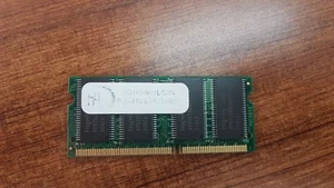 LOT OF 4 PCS. HYNIX SO1664HYLG3N SDRAM MEMORY W/HY57V28820HCT-H CHIPS - Picture 1 of 1