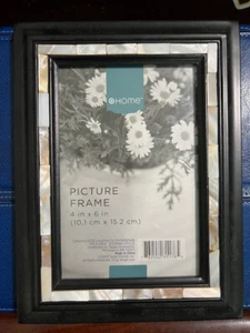 4x6 Black Photo Frame with Pearlescent Detail - Picture 1 of 6