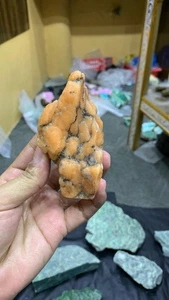 205 grammi pietra preziosa naturale cristallo aragonite arancione esemplare minerale - Foto 1 di 6