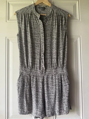 VINCE. Mameluco sin mangas estampado 100 % seda para mujer talla 4 Foto 1 de 4