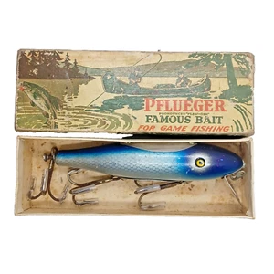 Pflueger Mustang No 9509 Vintage Fishing Lure Wood Blue Mullet Scale Canoe Box - Picture 1 of 6