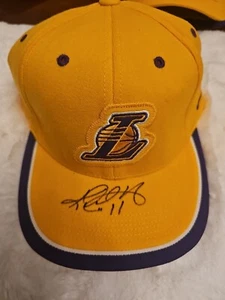 New Karl Malone Autographed Nike Fitted Hat LA Lakers Cap Signed Vtg Utah Jazz - Picture 1 of 7