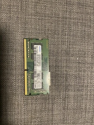 Samsung 4GB, PC4 2400T SA1 11 Memory Module - Image 1 of 2