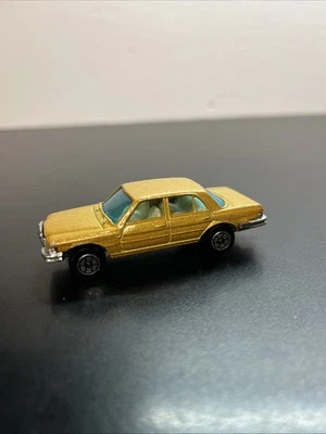 Vintage 70s80s Diecast Yatming #1061 1/64 Mercedes Benz 450SEL Gold Hong Kong E1 - Image 1 of 4