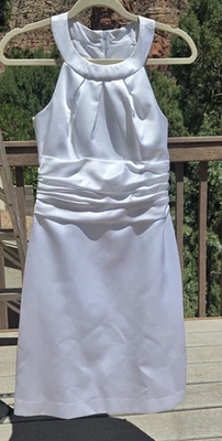 David’s Bridal White Short Causal Wedding Dress  Size 4 high neck - Image 1 of 4