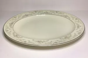 Piatto da portata ovale Royal Doulton Romance Collection Diana 13 1/2 pollici vintage - Foto 1 di 19