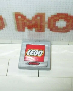 Lego - 1x Tile 2 x 2 Groove Lego Logo and Red 'Kyoto' Pattern 8120 3068bpb0301 - Imagen 1 de 1