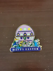 Disney Pin 4703 WDW Disney Rabbits in Hinged Egg Happy Easter 2001 LE - Picture 1 of 3