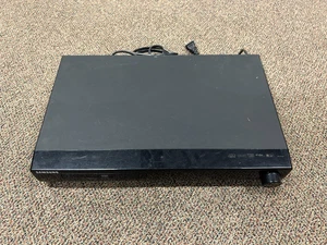 Receptor de cine en casa DVD Samsung de 5.1 canales HT-Z320T - Imagen 1 de 7