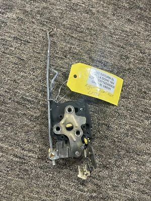 Pestillo puerta delantera derecha Saturn SL 2002 B9 Foto 1 de 3