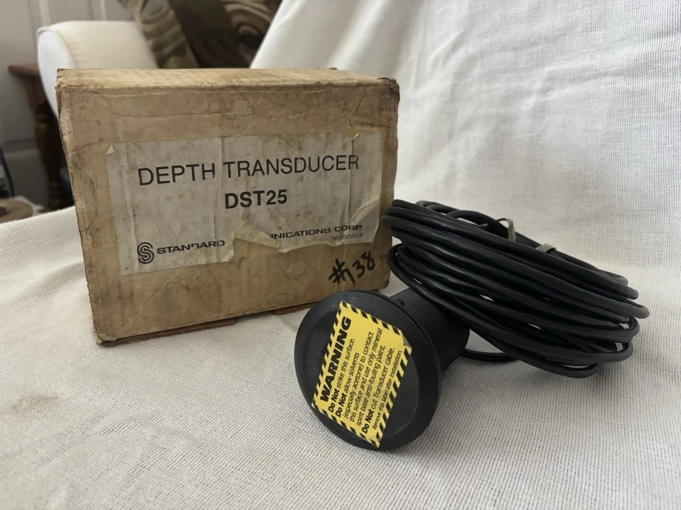 Standard Depth Transducer DST25 Thru-hull NEW! - Image 1 of 3