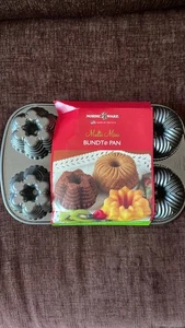 Nordic Ware Multi Mini Bundt Bundtlette Pan 6 Cups Heavy Cast Aluminum Cake Mold - Picture 1 of 5