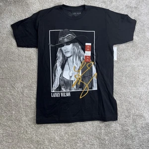 New Lainey Wilson Shirt ADULT Medium Black Graphic Tee 100% Cotton Country Music - Picture 1 of 9