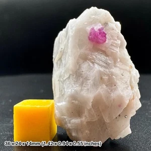 Grade a ruby on matrix with uv reactive fluorescence & pyrite, hunza valley, - Picture 1 of 2