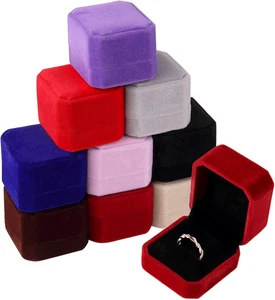 9 Stck. Samt Schmuck Ring Ohrring Geschenkboxen verschiedene Farben Display Aufbewahrungsbox - Bild 1 von 12