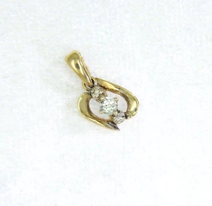 9ct Gold Aquamarine Diamond Pendant - Picture 1 of 3
