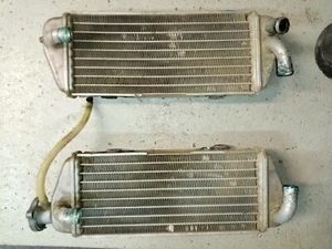 radiatori con tappo per ktm 250 2t gs 1995 1996 1997 - Imagen 1 de 7