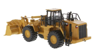 1:64 CAT988H Wheel Loader Construction Forklift Machine Equipment Diecast Model - Image 1 of 4